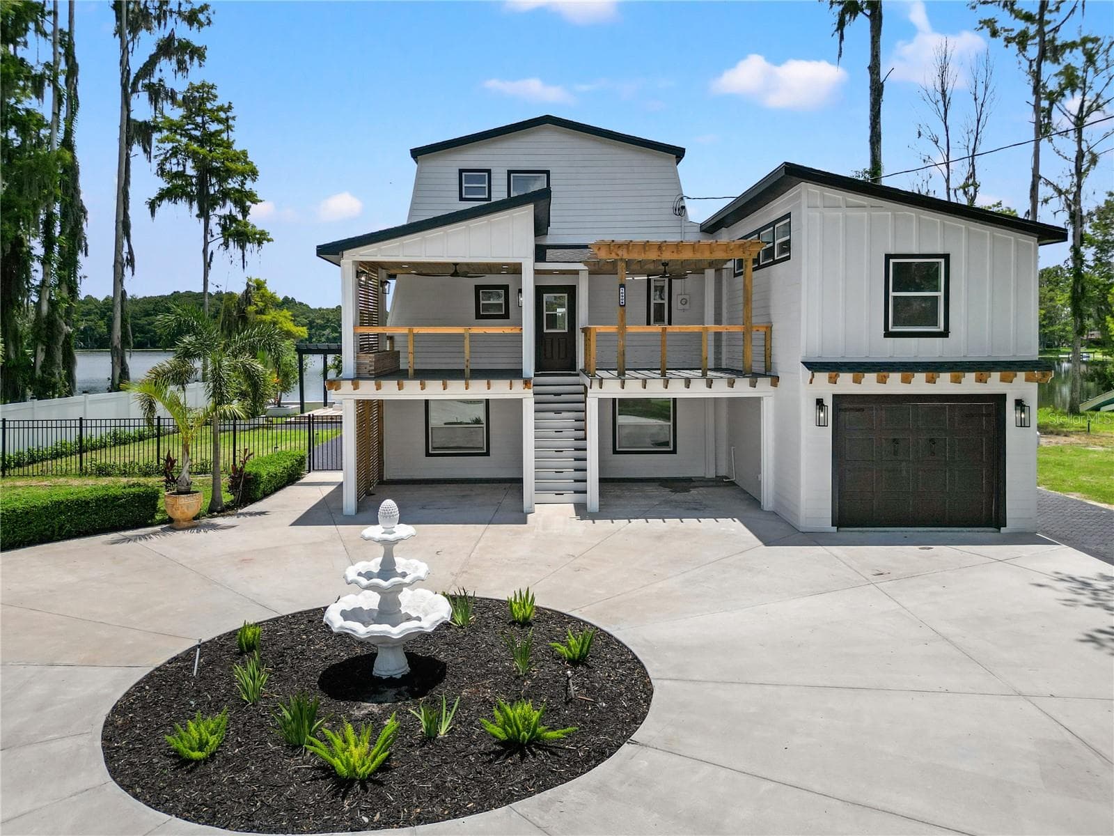 Single Family Residence at 10908 LAND O LAKES BLVD, LAND O LAKES, photo 3 of 92