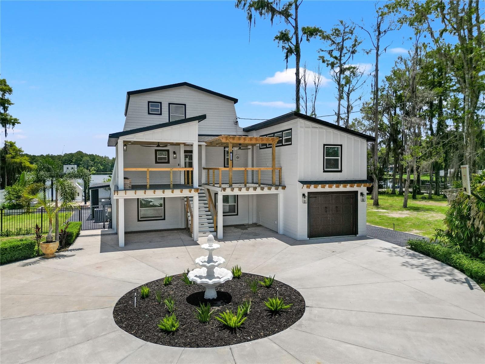 Single Family Residence at 10908 LAND O LAKES BLVD, LAND O LAKES, photo 5 of 92