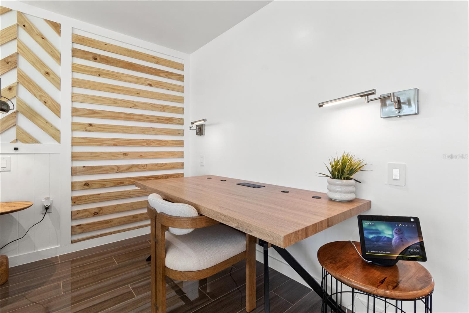 One of two Primary bedrooms, 3rd floor - 10908 LAND O LAKES BLVD, LAND O LAKES