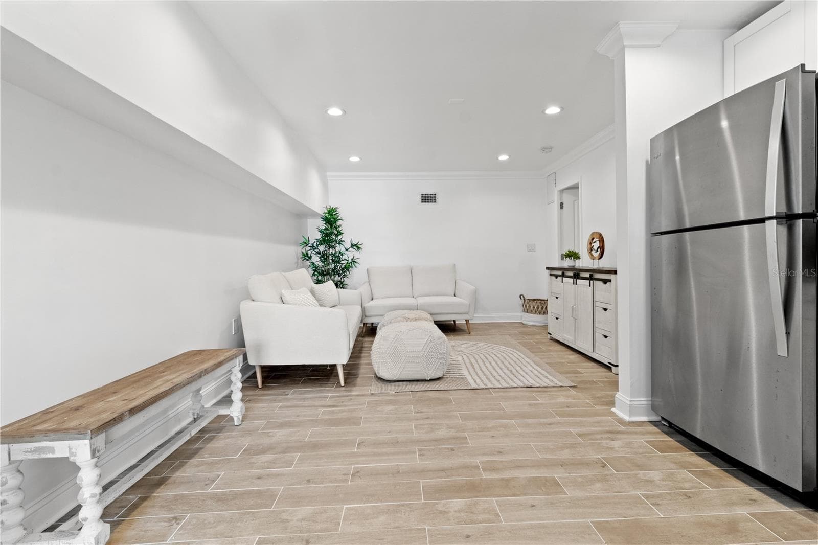 1 bedroom studio apartment, in law suite, private entrance. - 10908 LAND O LAKES BLVD, LAND O LAKES