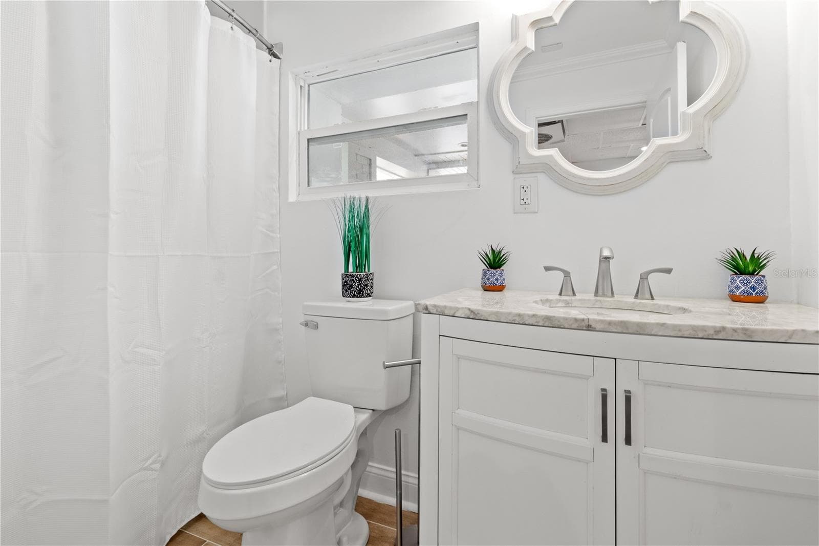1 bedroom studio apartment, in law suite, private entrance. - 10908 LAND O LAKES BLVD, LAND O LAKES