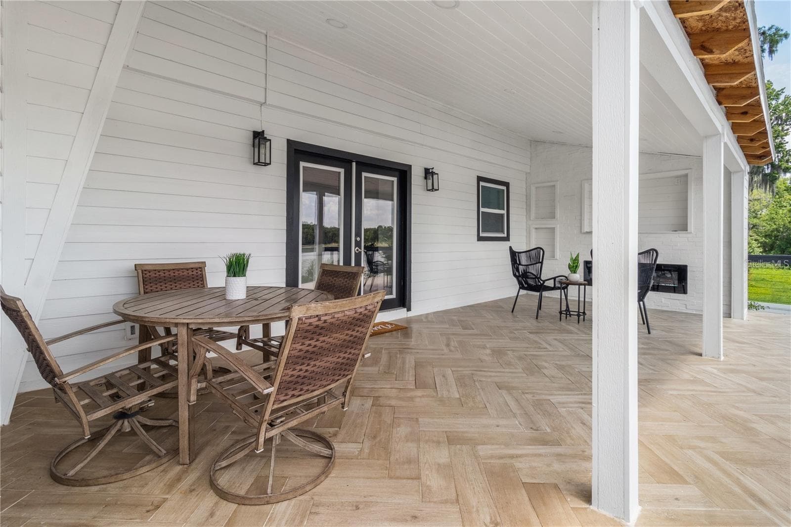 Back porch, deck, second floor - 10908 LAND O LAKES BLVD, LAND O LAKES