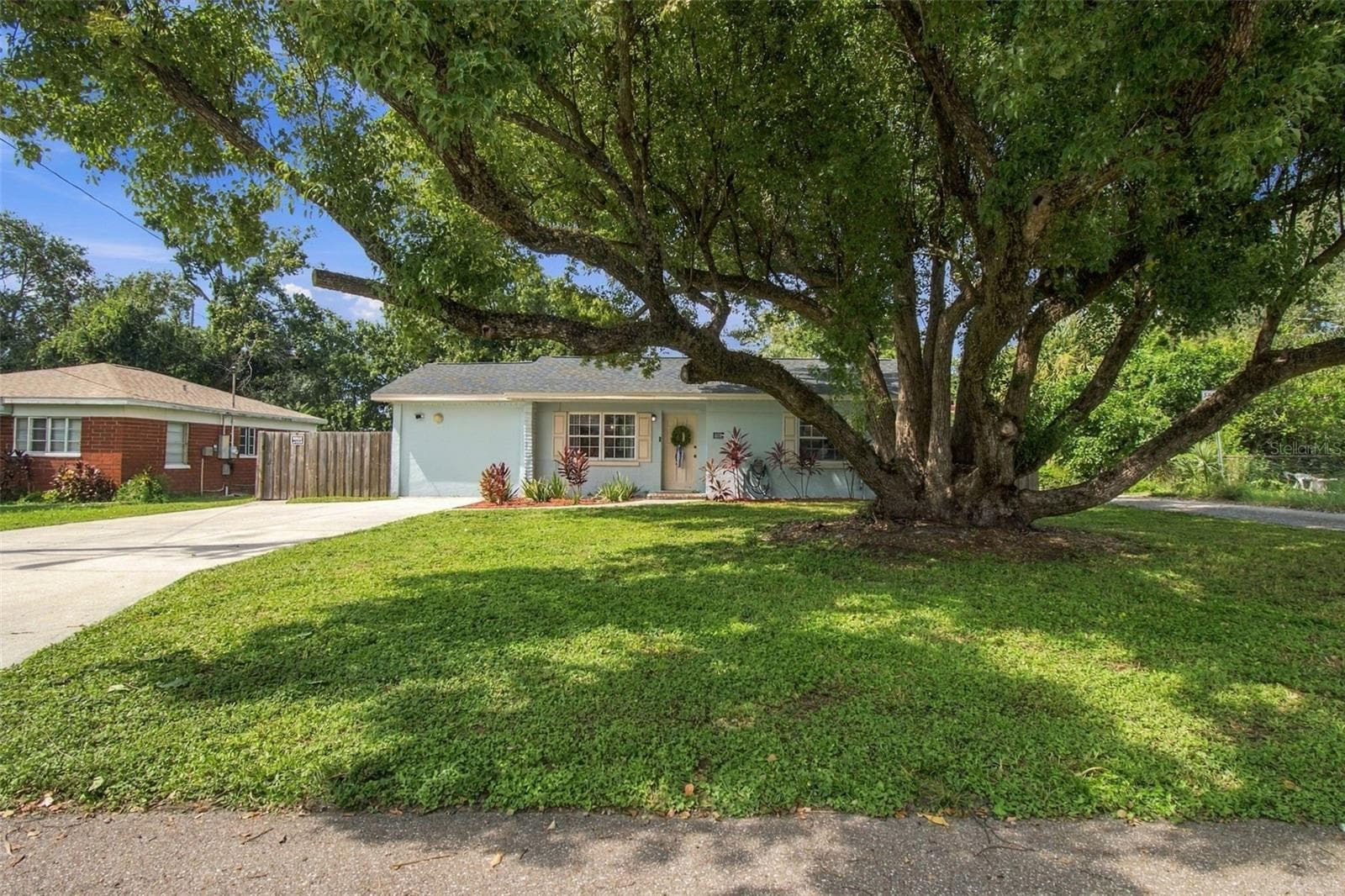 Single Family Residence at 806 N GOMEZ AVE, TAMPA, photo 5 of 43