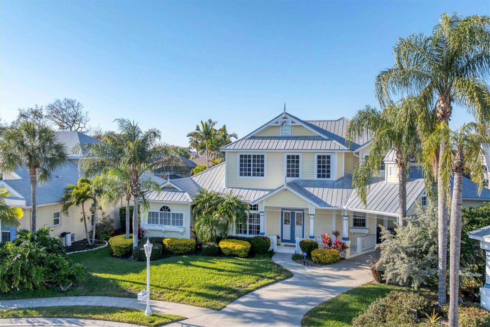 Single Family Residence at 4627 BARRACUDA DR, BRADENTON, photo 11 of 73