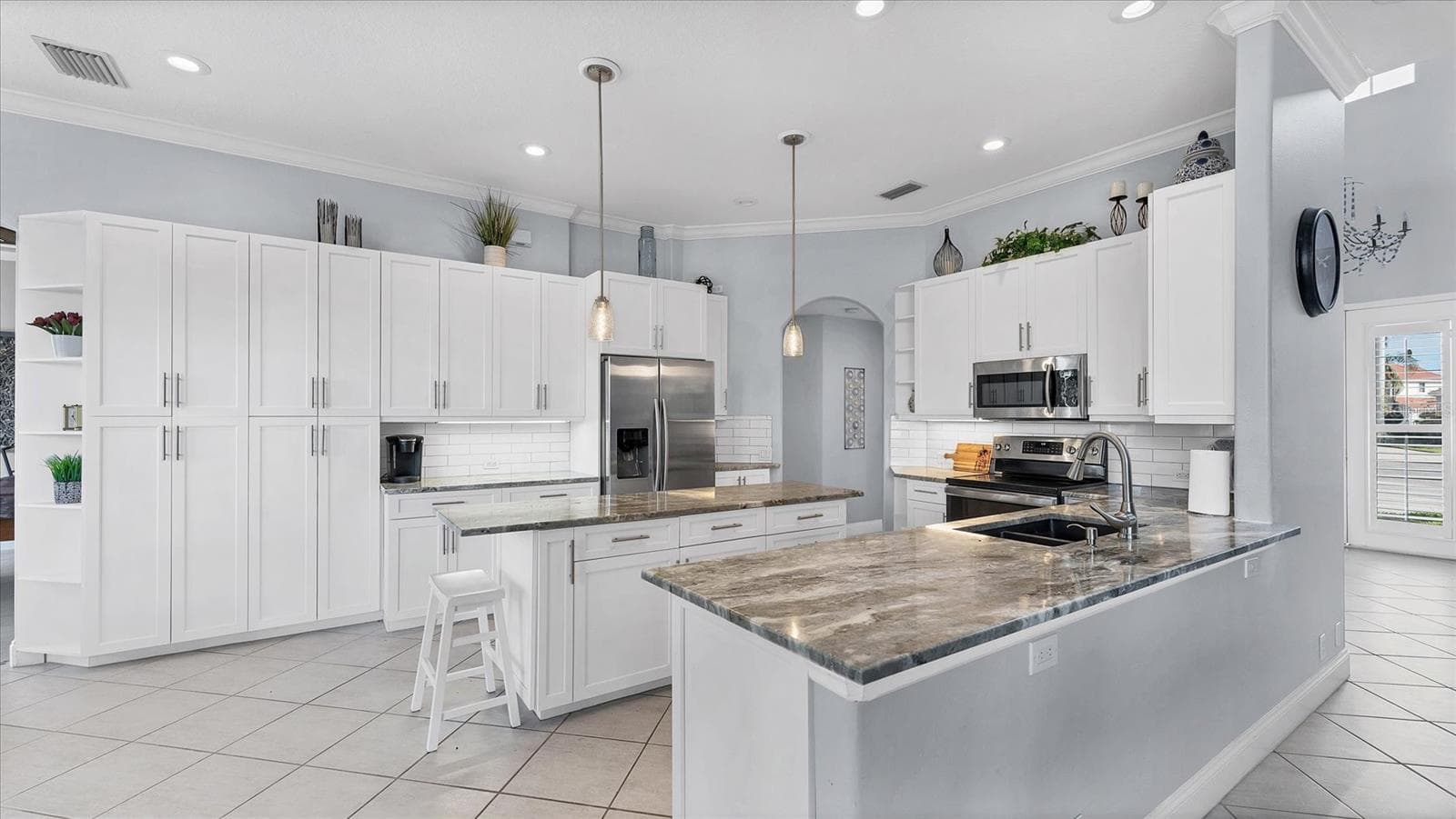 Single Family Residence at 4627 BARRACUDA DR, BRADENTON, photo 21 of 73