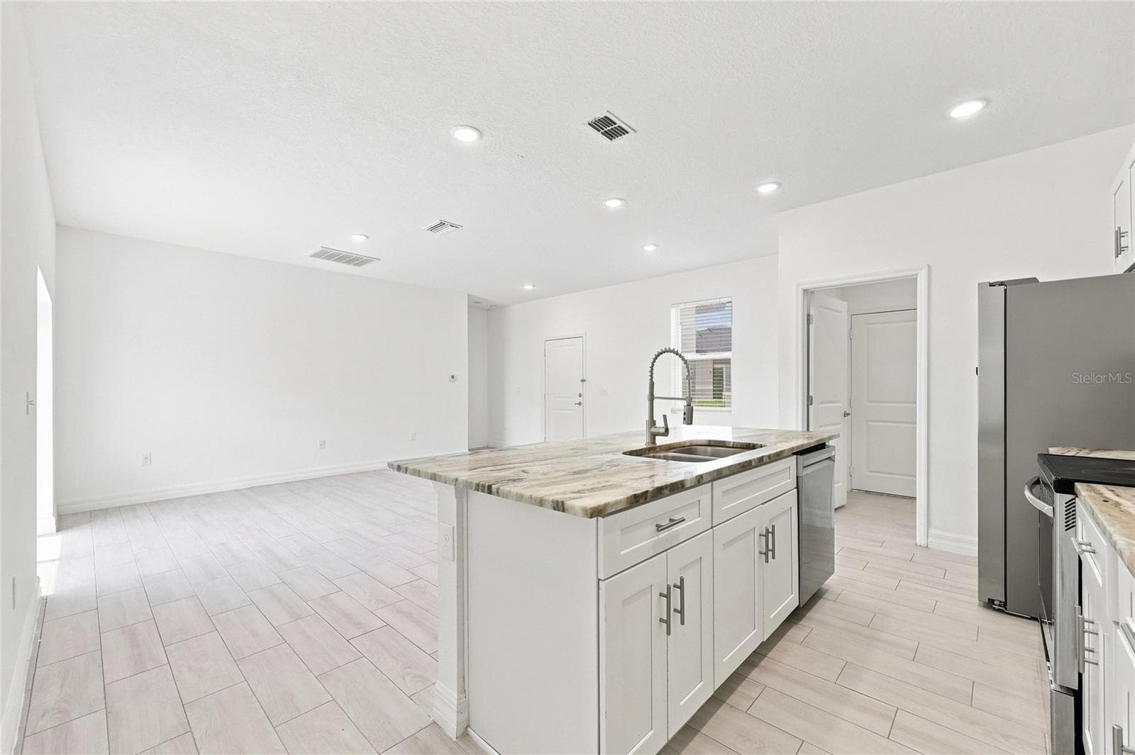 Single Family Residence at 632 HUDSON VALLEY DR, POINCIANA, photo 22 of 26