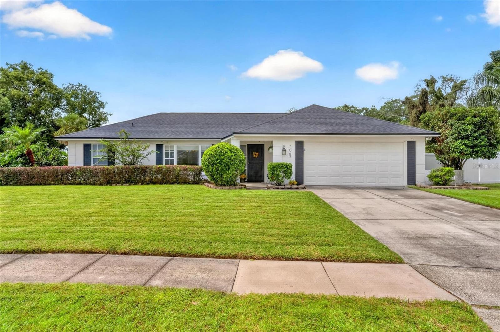 2067 POINCIANA RD