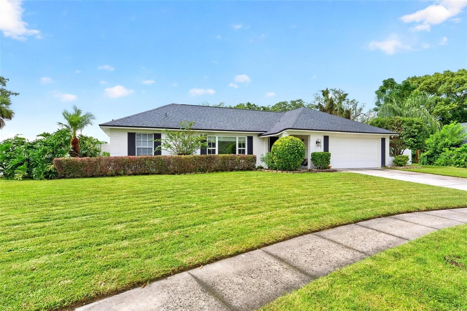 Single Family Residence at 2067 POINCIANA RD, WINTER PARK, photo 4 of 90