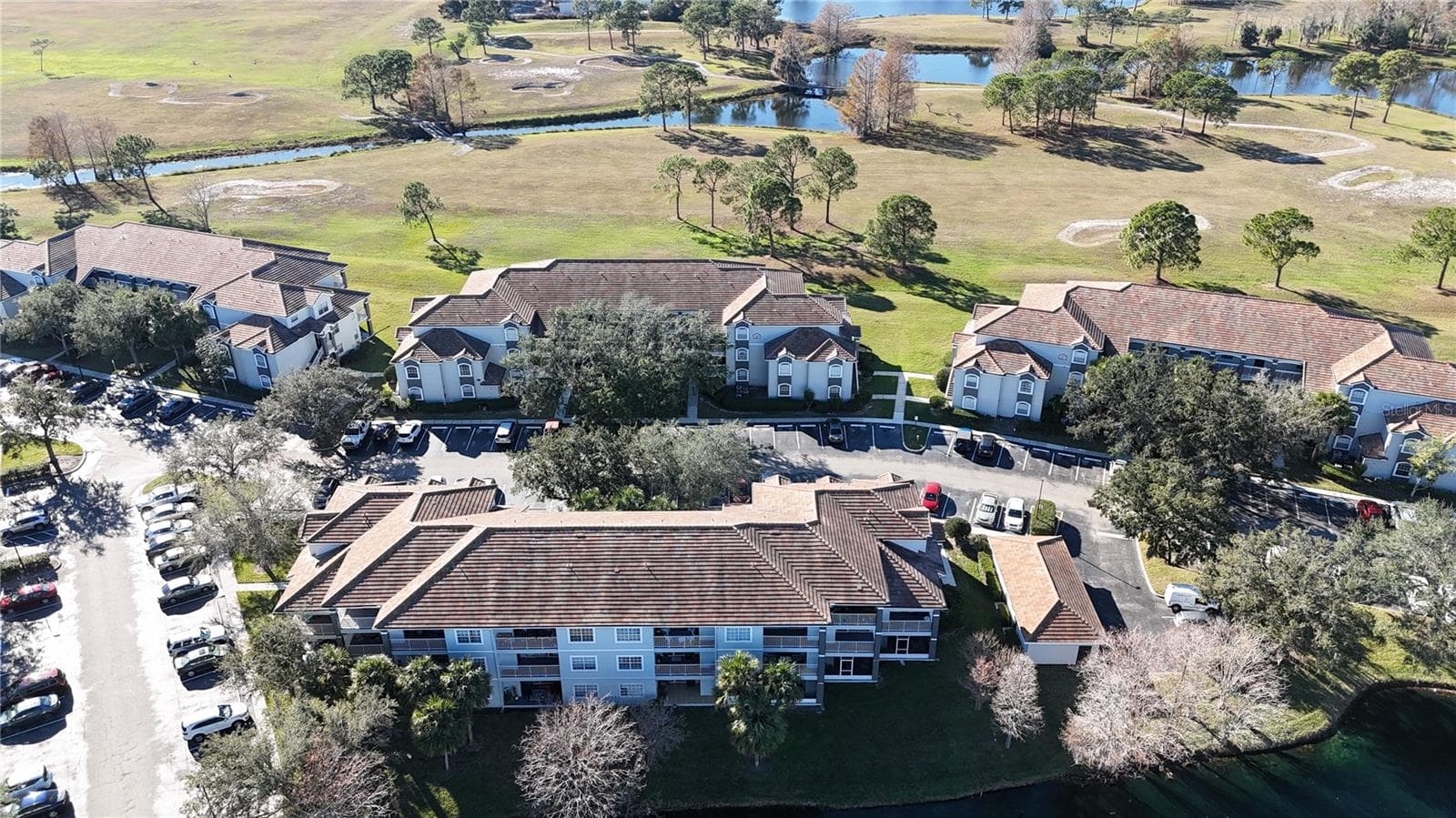 Condominium at 13838 FAIRWAY ISLAND DR #1432, ORLANDO, photo 25 of 29