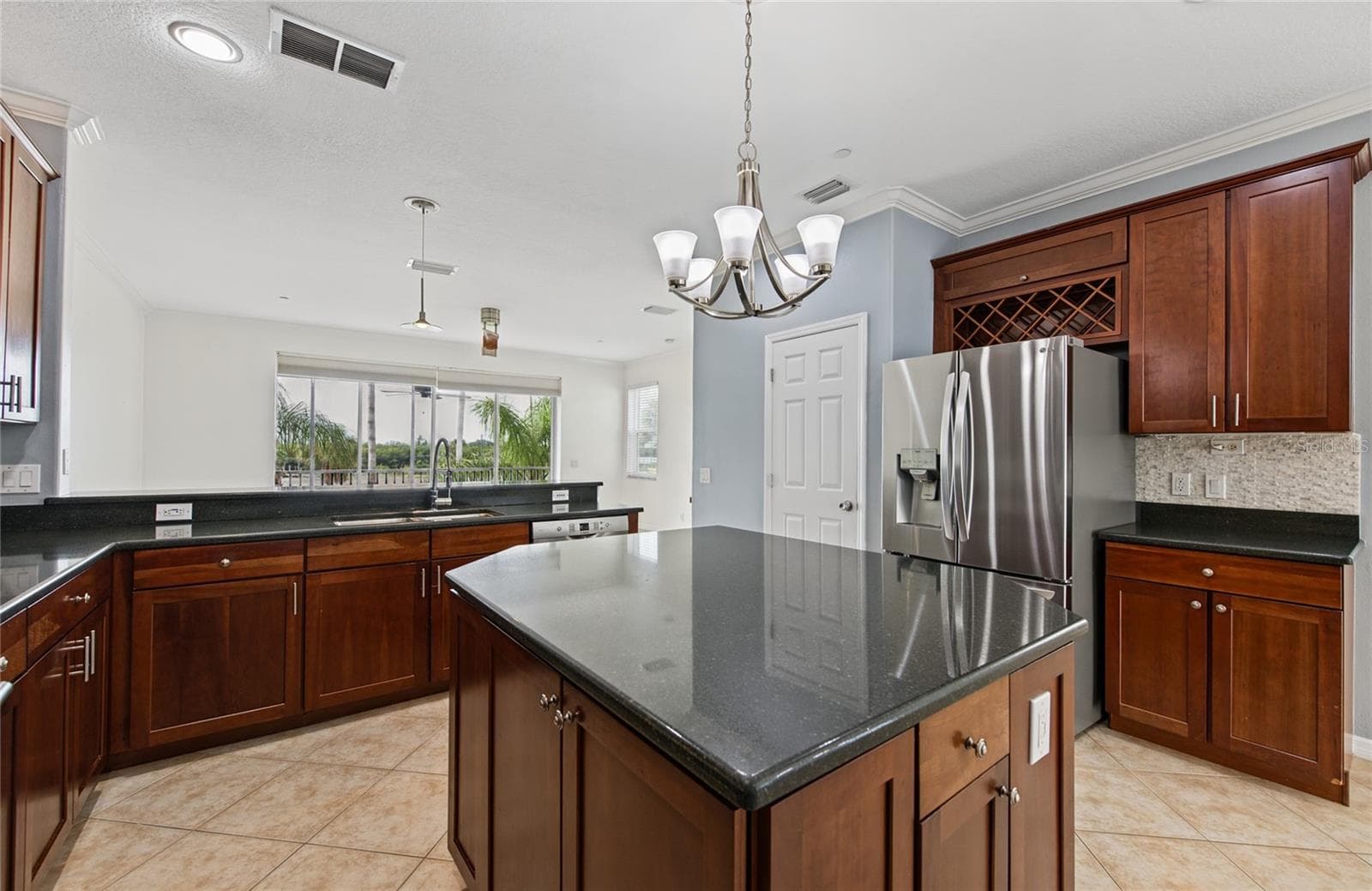 Townhouse at 1146 VENETIAN HARBOR DR NE, ST PETERSBURG, photo 18 of 76