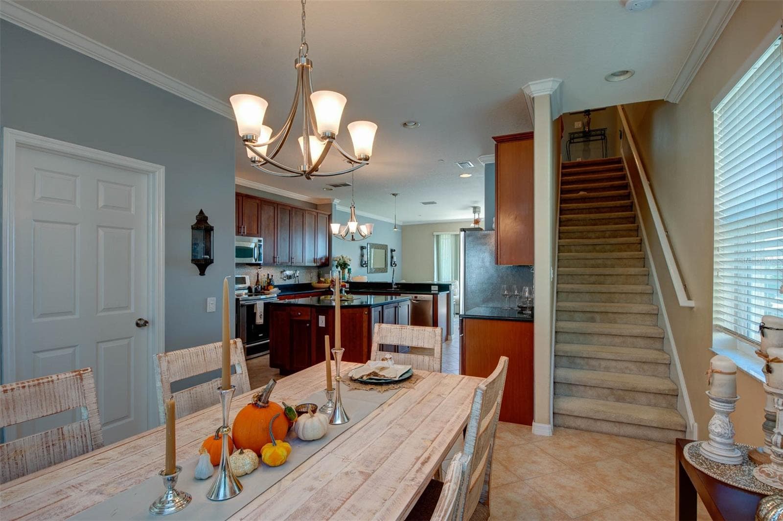 staged - 1146 VENETIAN HARBOR DR NE, ST PETERSBURG
