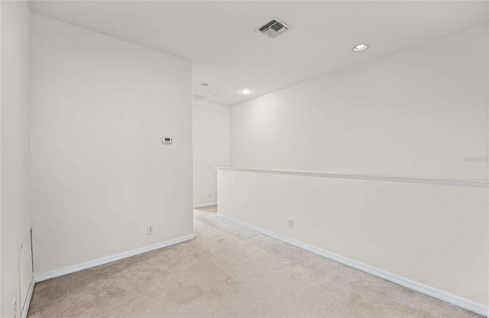 loft with new paint - 1146 VENETIAN HARBOR DR NE, ST PETERSBURG