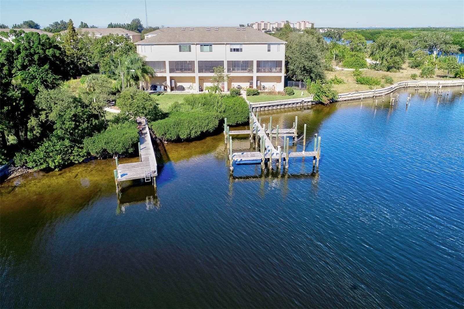 There is a very nice sized day dock with water and electric available. - 1146 VENETIAN HARBOR DR NE, ST PETERSBURG