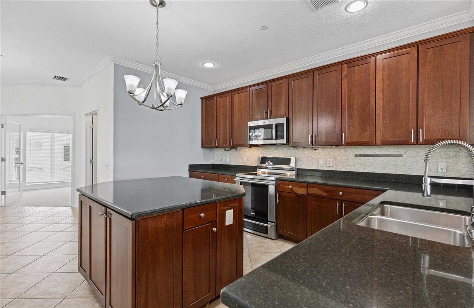 Townhouse at 1146 VENETIAN HARBOR DR NE, ST PETERSBURG, photo 72 of 76