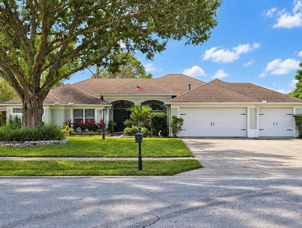 631 COPPER BEECH BLVD