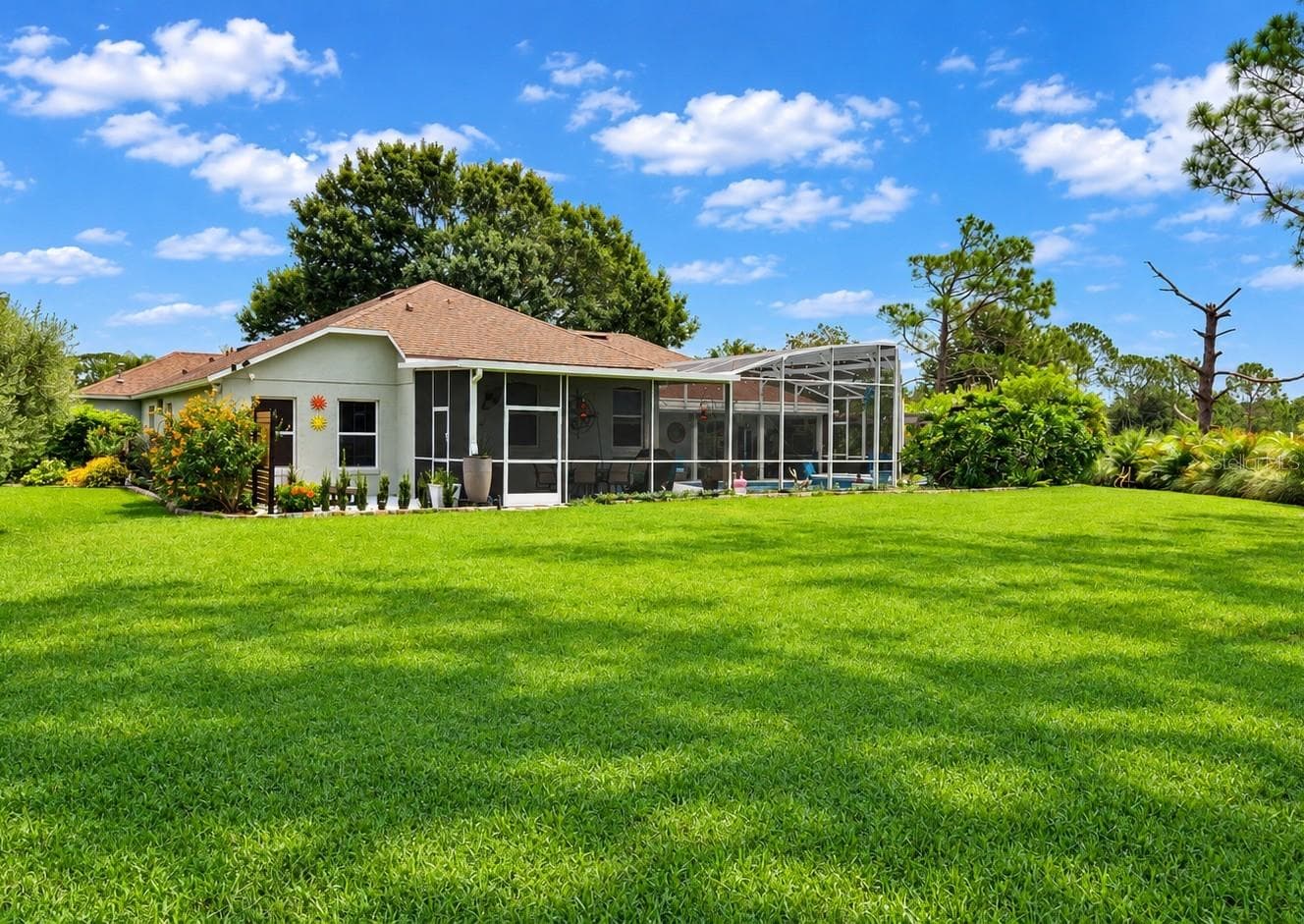 Screened Pool and Wonderful Lanai - 631 COPPER BEECH BLVD, DELTONA