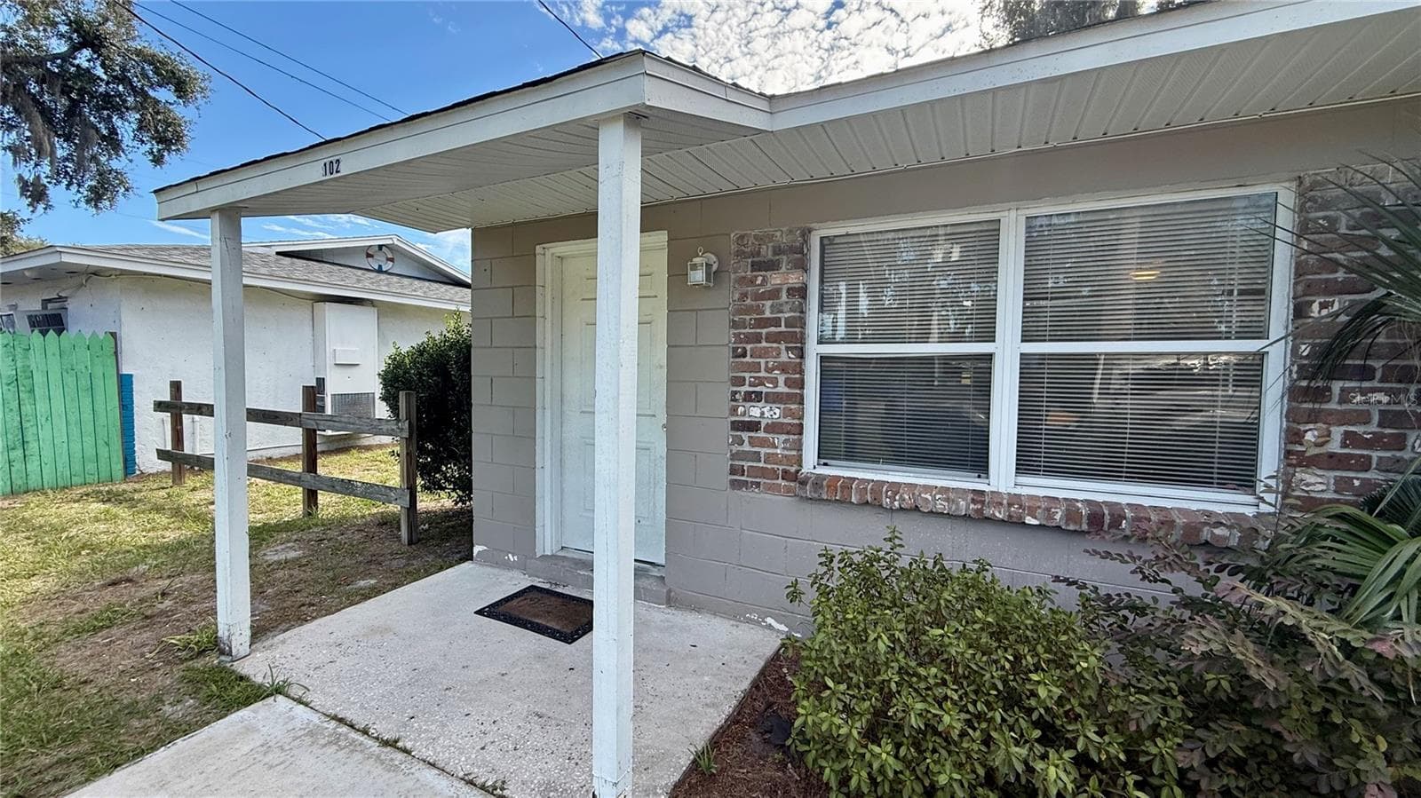 Half Duplex at 102 DR MARTIN LUTHER KING JR AVE, WILDWOOD, photo 2 of 9