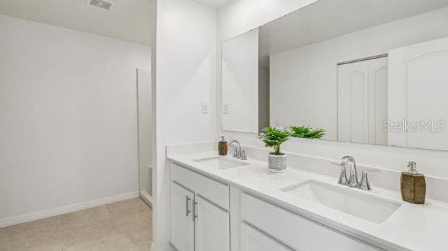 Model home - actual features may vary. - 13250 SNOWY PLOVER AVE, WEEKI WACHEE