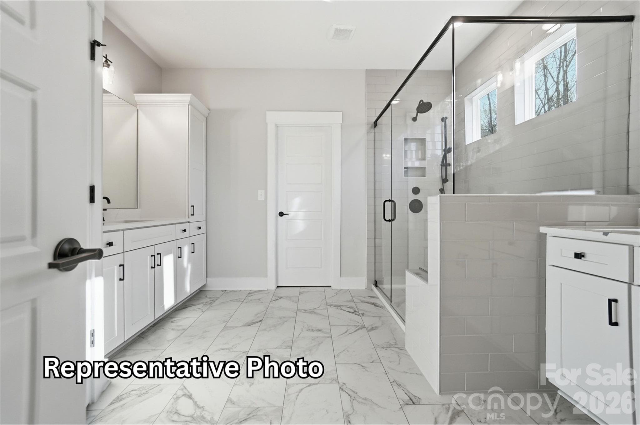 Single Family Residence at 9022 Chasewood Place Drive, Charlotte, photo 19 of 26