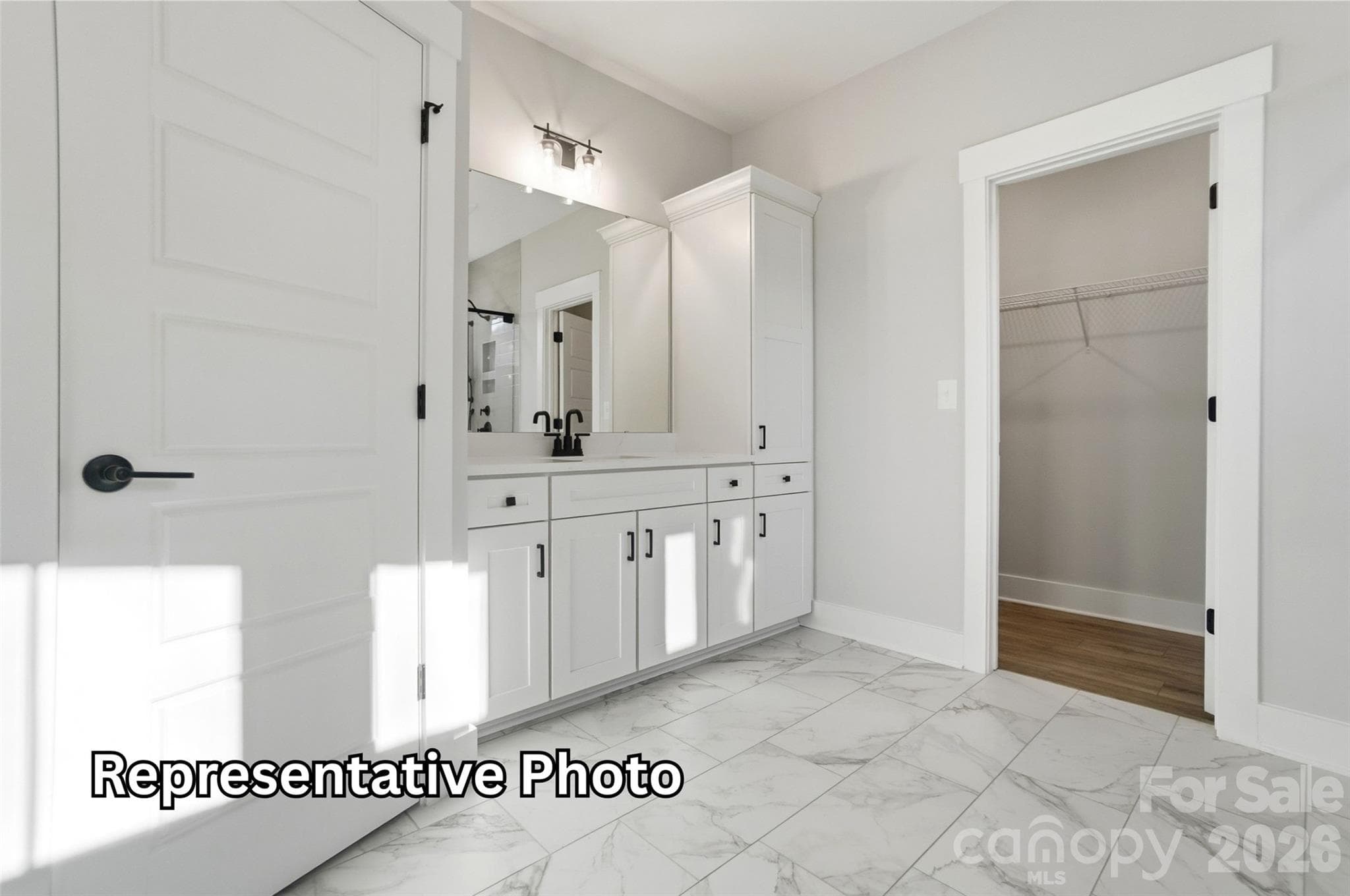 Single Family Residence at 9022 Chasewood Place Drive, Charlotte, photo 20 of 26
