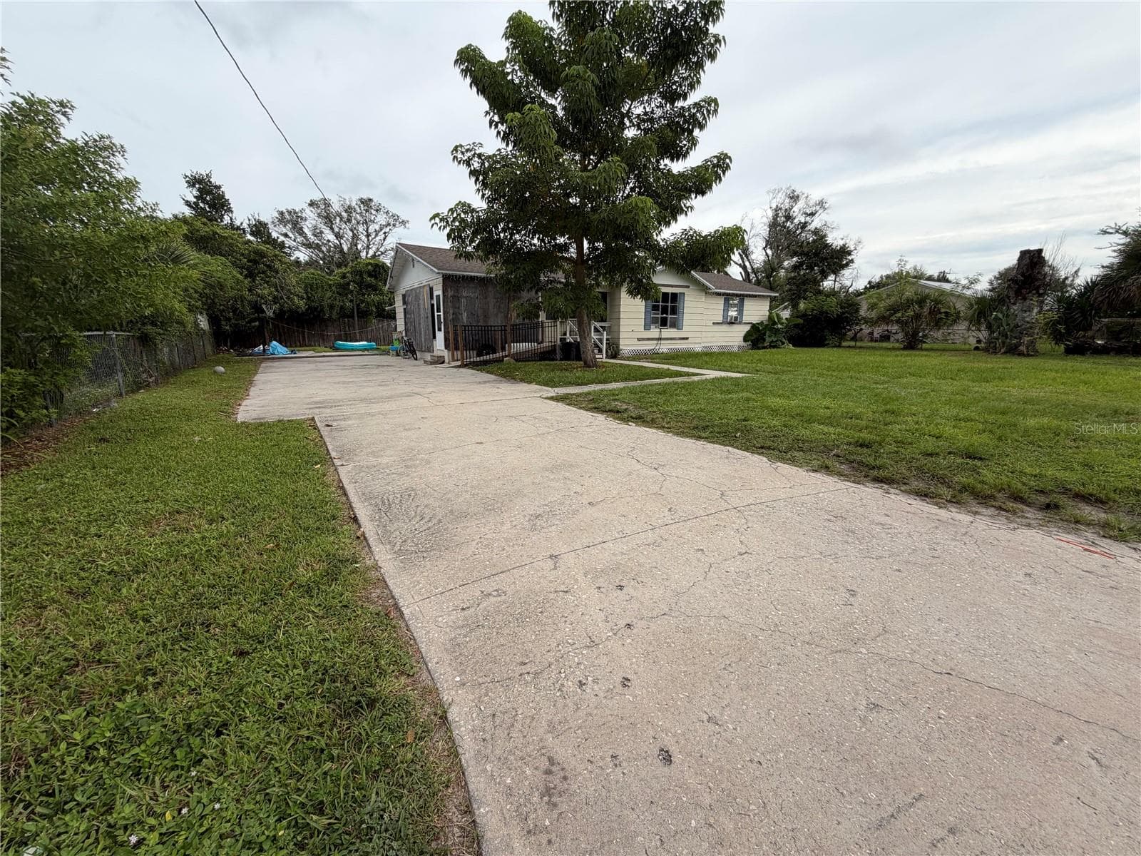 Single Family Residence at 316 E WHIDDEN ST, ARCADIA, photo 2 of 15