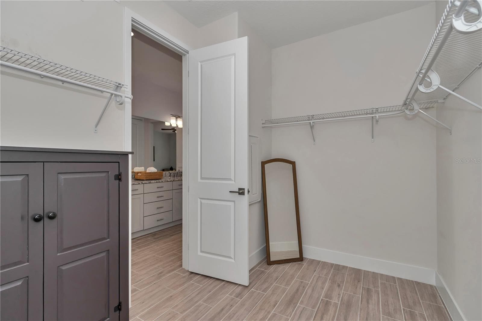 Walk in closet - 4358 NW 57TH AVE, OCALA