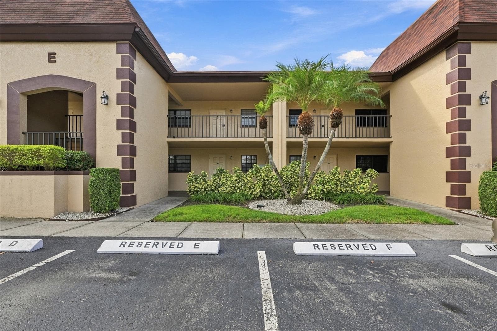 Condominium at 12900 VONN RD #E204, LARGO, photo 2 of 48