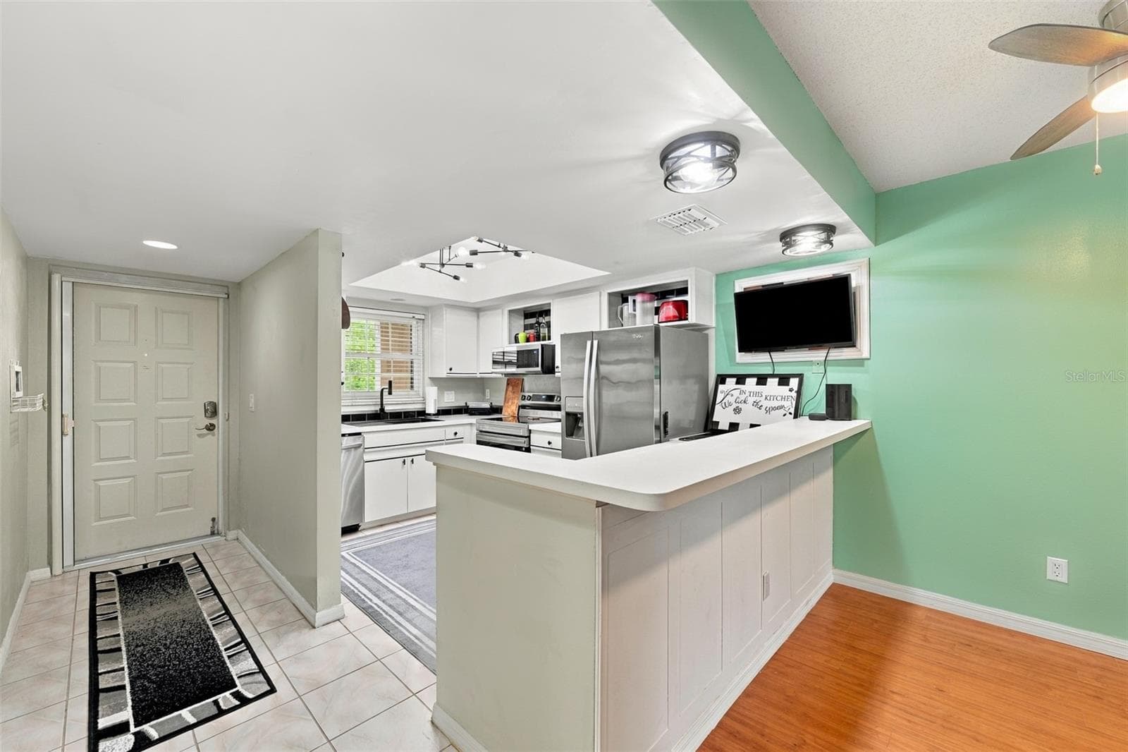 Condominium at 12900 VONN RD #E204, LARGO, photo 7 of 48