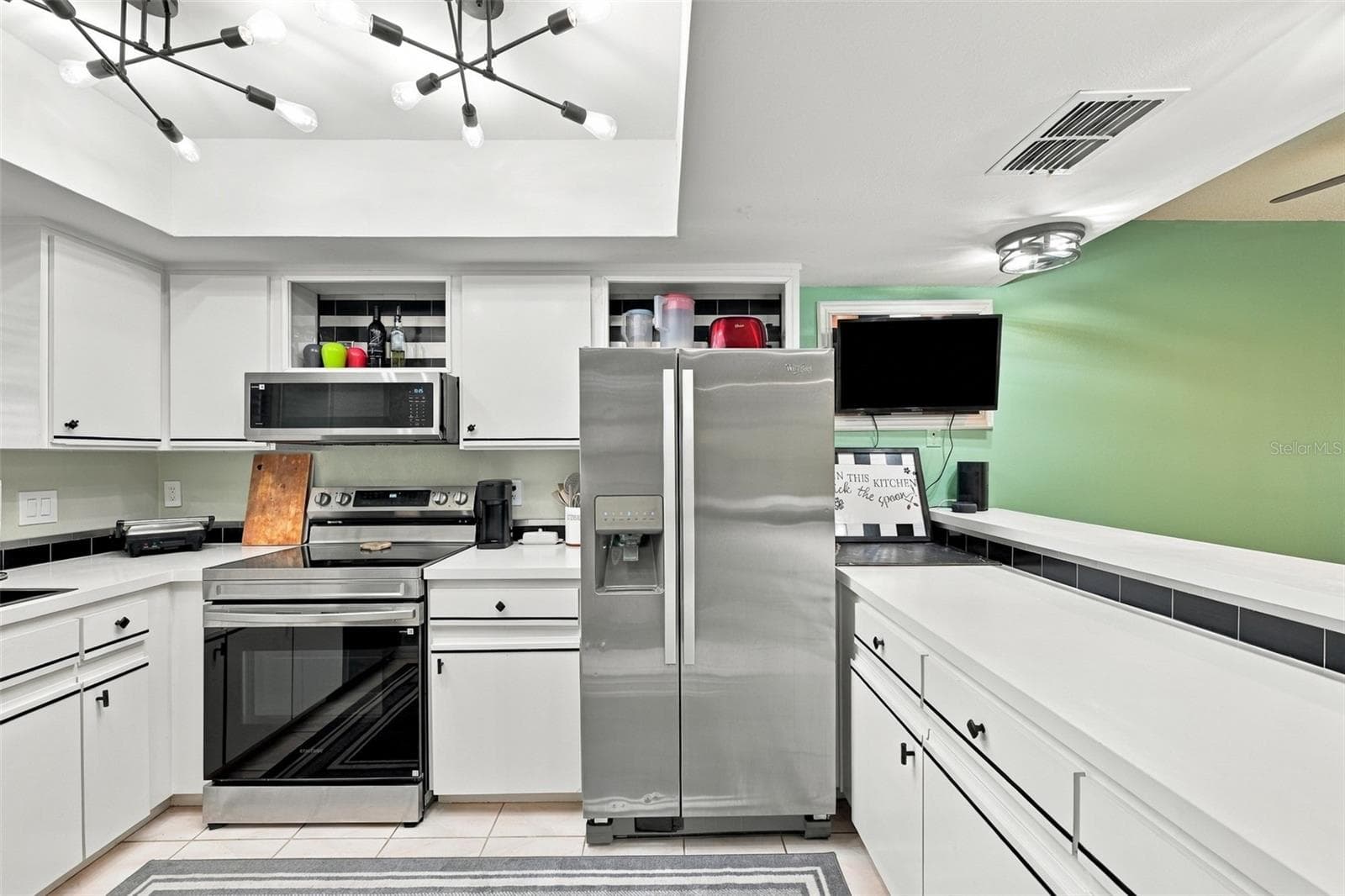 Condominium at 12900 VONN RD #E204, LARGO, photo 8 of 48
