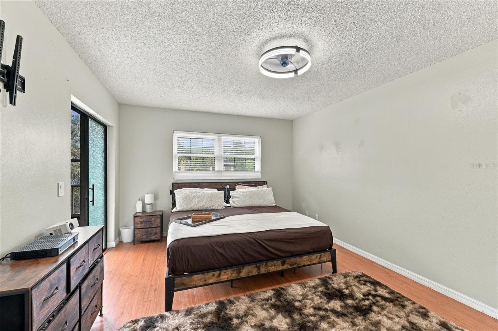 Condominium at 12900 VONN RD #E204, LARGO, photo 16 of 48
