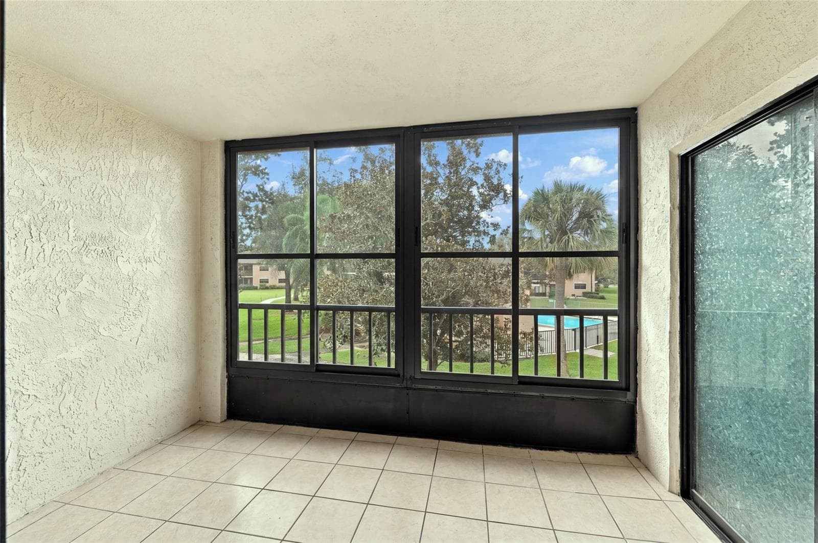 Condominium at 12900 VONN RD #E204, LARGO, photo 23 of 48