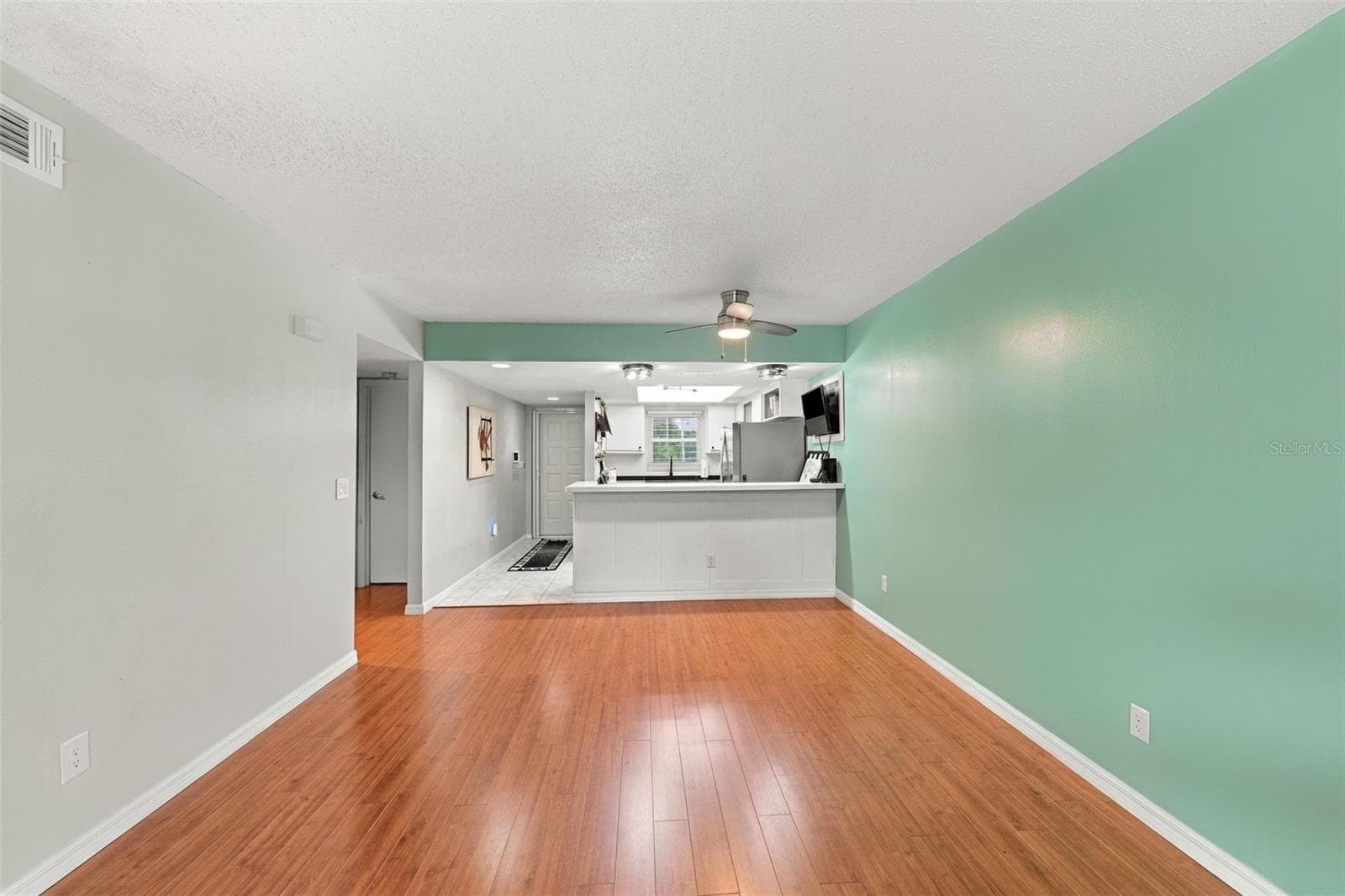 Condominium at 12900 VONN RD #E204, LARGO, photo 29 of 48