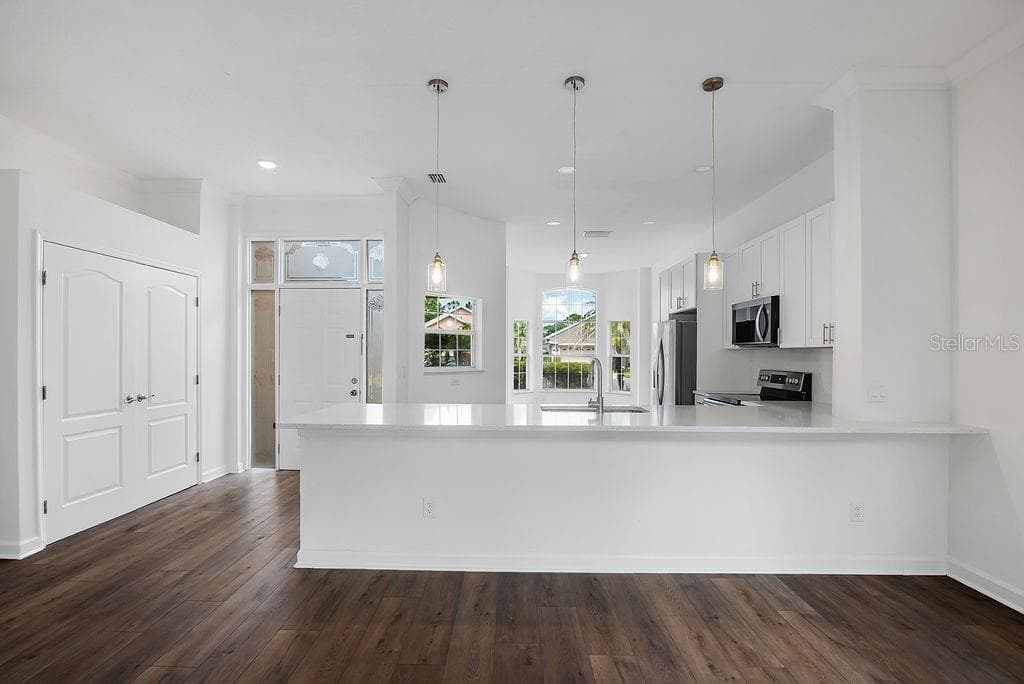 Single Family Residence at 14331 DULCIMER CT, ORLANDO, photo 6 of 43