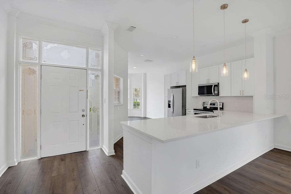 Single Family Residence at 14331 DULCIMER CT, ORLANDO, photo 8 of 43