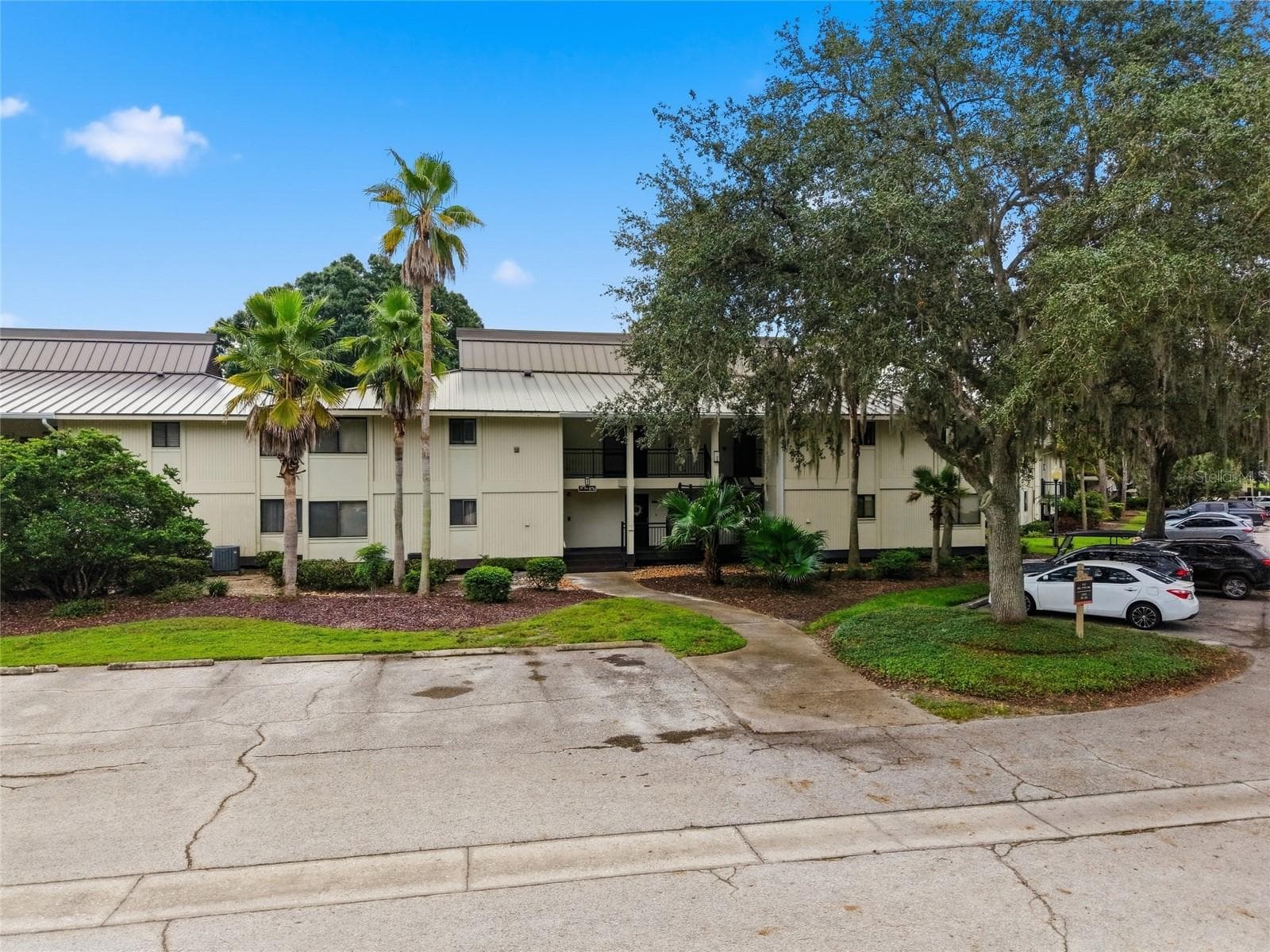Condominium at 5020 MILL POND RD #3172, WESLEY CHAPEL, photo 3 of 32