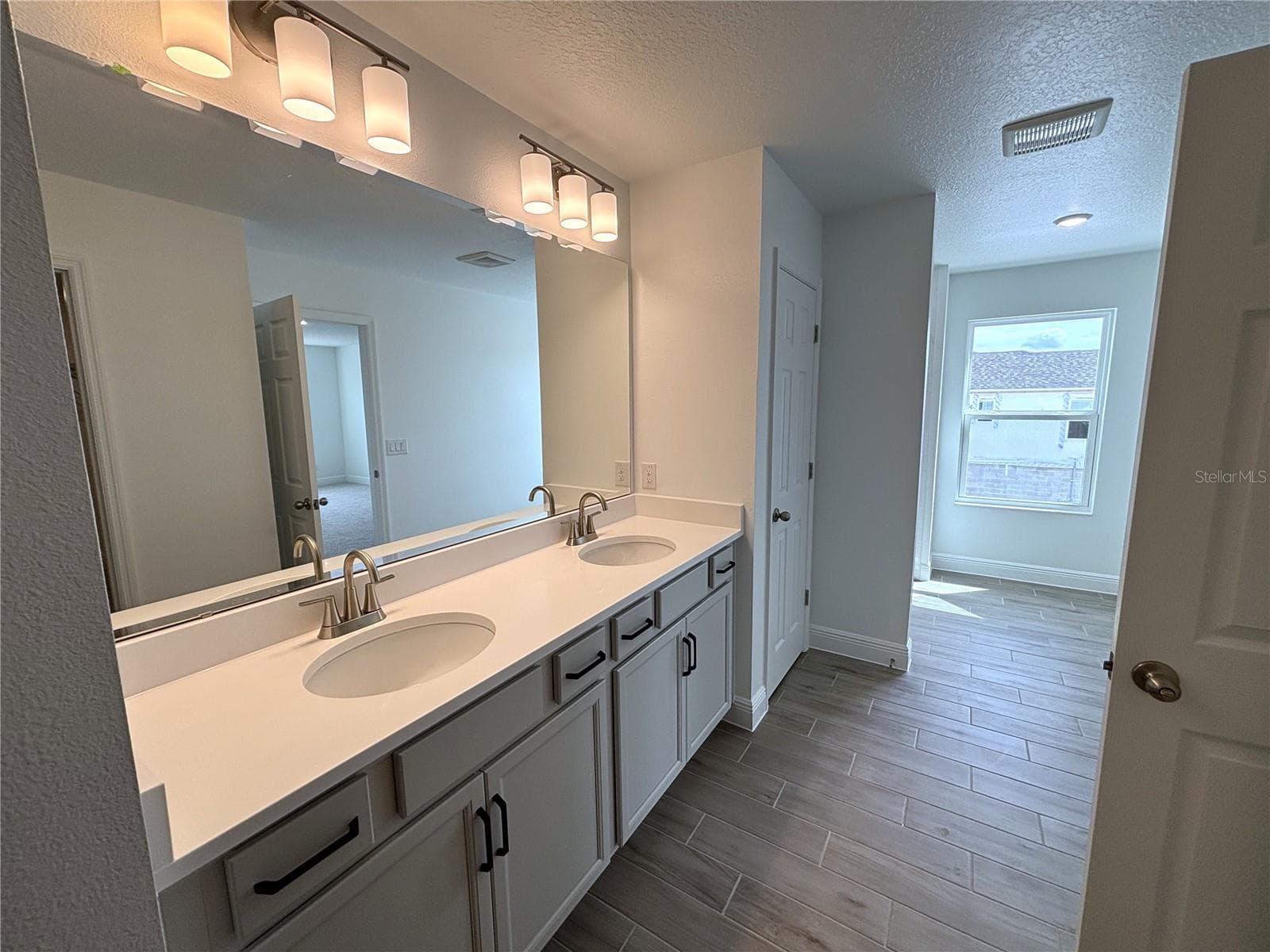 Primary Bathroom - 7252 ROLLING LEAF RD, GROVELAND