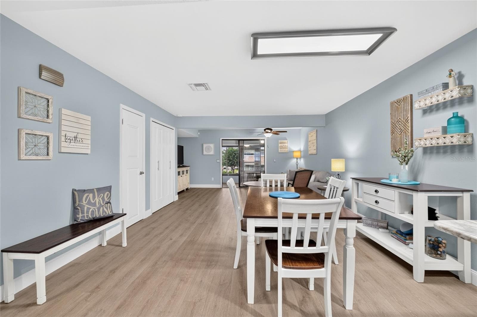 Condominium at 11001 SE SUNSET HARBOR RD #E36, SUMMERFIELD, photo 18 of 78