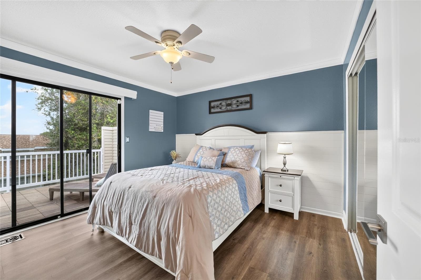 Condominium at 11001 SE SUNSET HARBOR RD #E36, SUMMERFIELD, photo 35 of 78