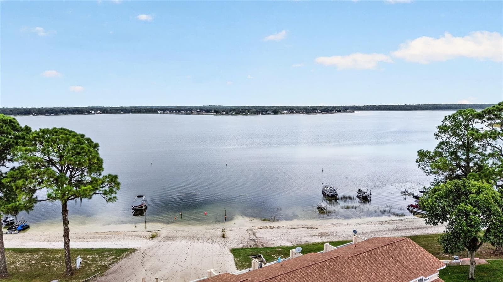 Condominium at 11001 SE SUNSET HARBOR RD #E36, SUMMERFIELD, photo 56 of 78