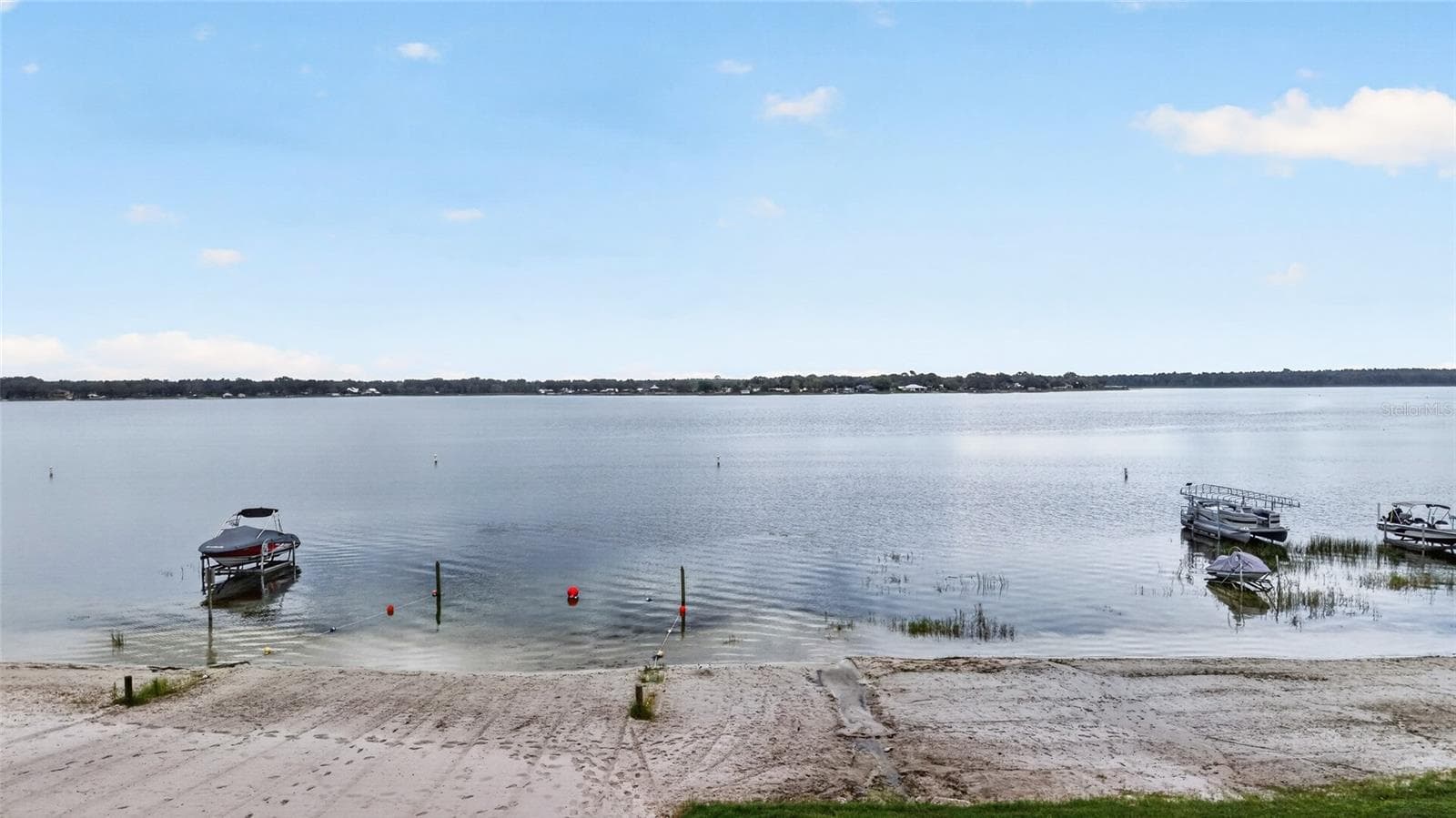 Condominium at 11001 SE SUNSET HARBOR RD #E36, SUMMERFIELD, photo 58 of 78