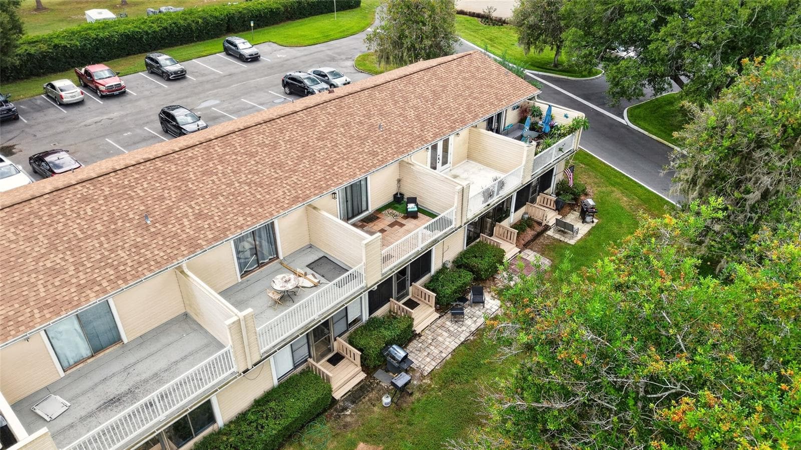 Condominium at 11001 SE SUNSET HARBOR RD #E36, SUMMERFIELD, photo 67 of 78