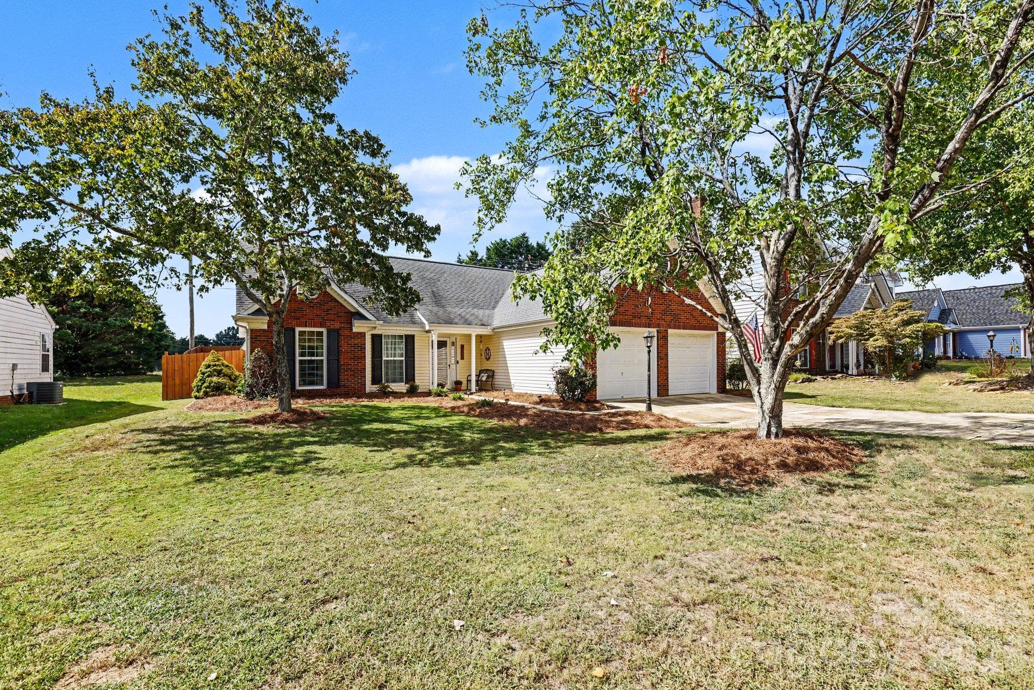Single Family Residence at 3203 Brookstone Trail, Indian Trail, photo 4 of 41