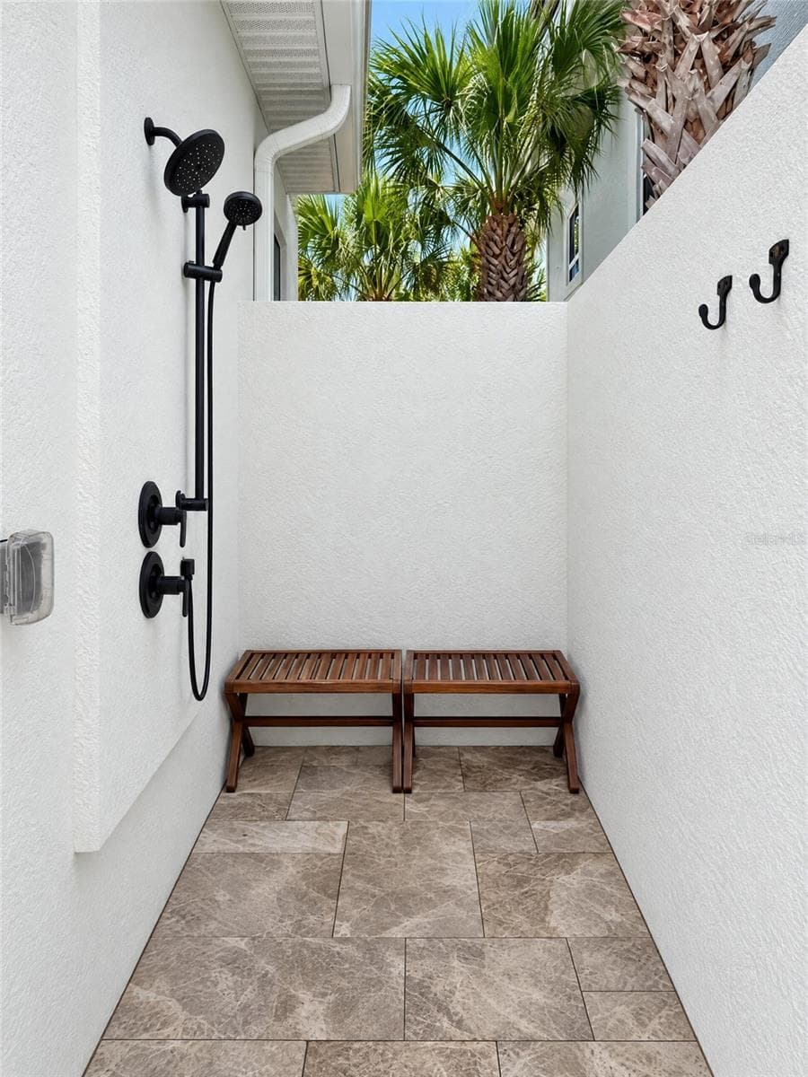 Outdoor pool shower - 28 CINNAMON BEACH WAY, PALM COAST