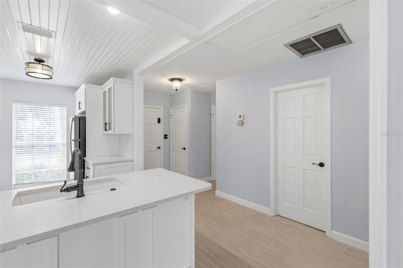 The entrance opens into a great living area. - 4 ANTIGUA CIR #6, ENGLEWOOD