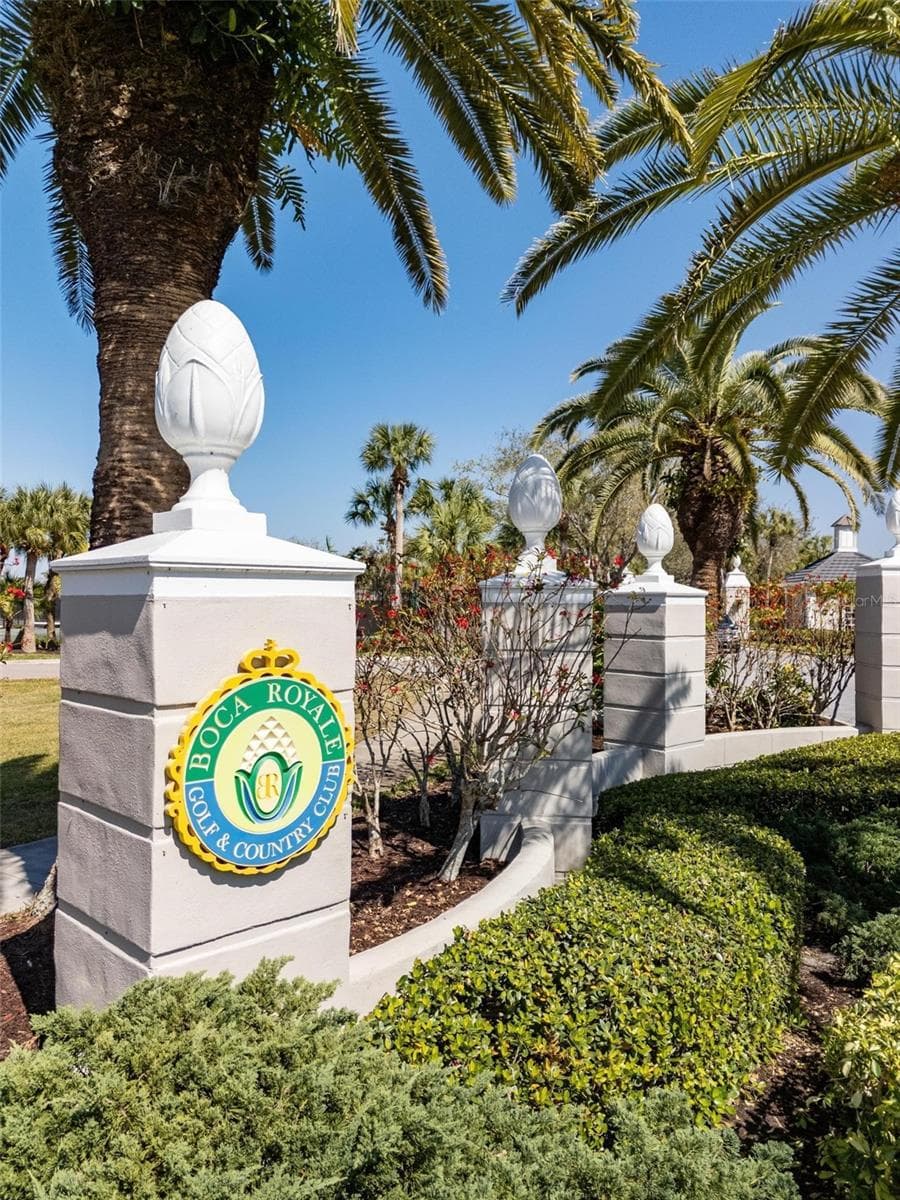 Other entrances are available to owners - 4 ANTIGUA CIR #6, ENGLEWOOD