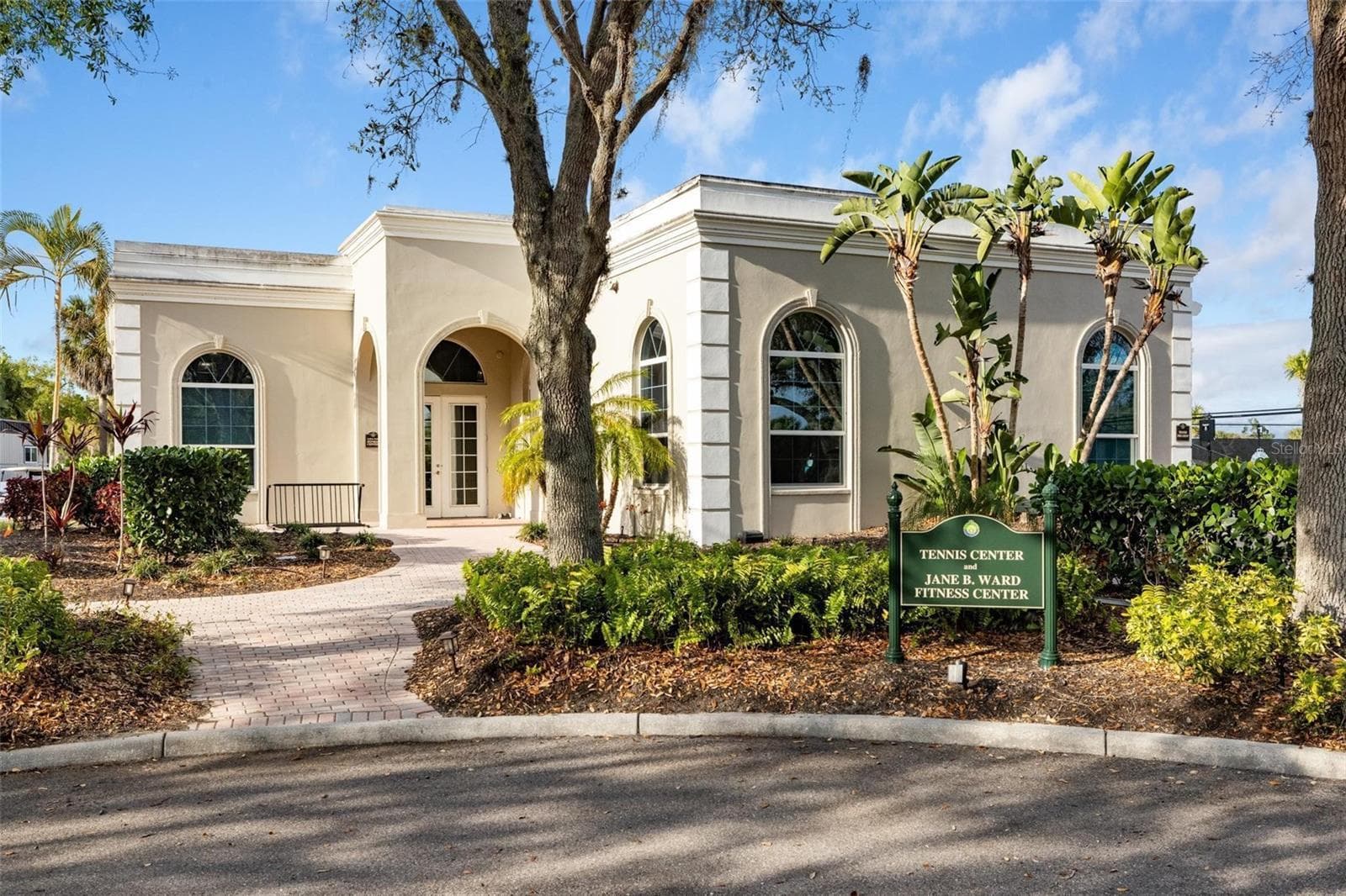 Tennis and fitness center - 4 ANTIGUA CIR #6, ENGLEWOOD