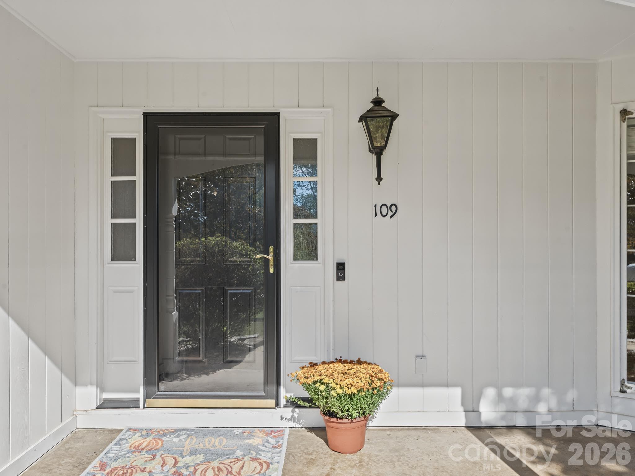 Front Porch - 109 Yardley Court, Hendersonville