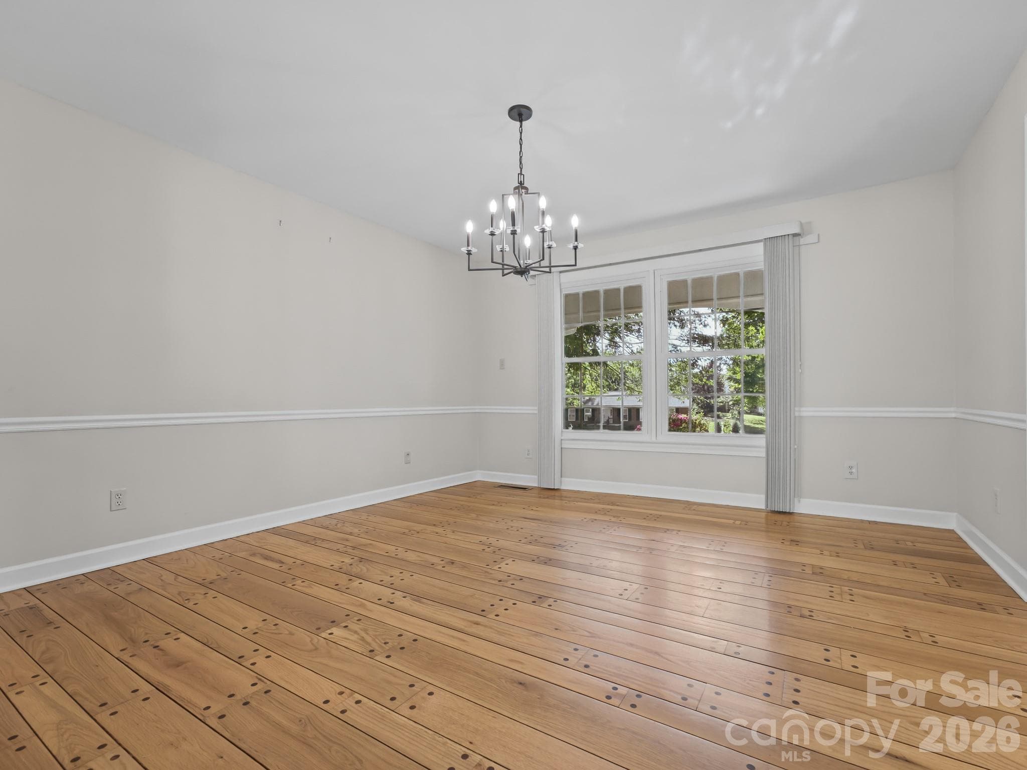 Dining Room - 109 Yardley Court, Hendersonville
