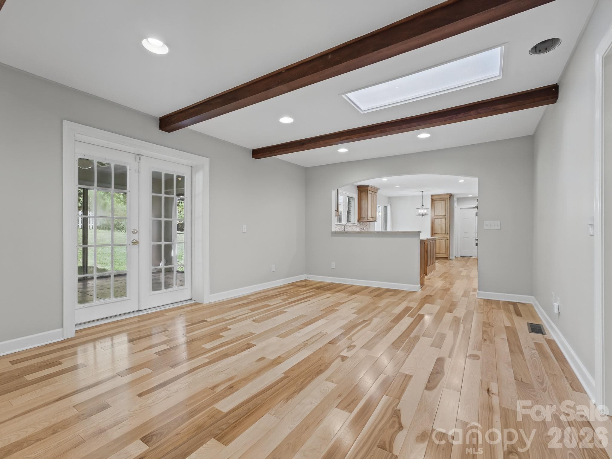 Family Room - 109 Yardley Court, Hendersonville