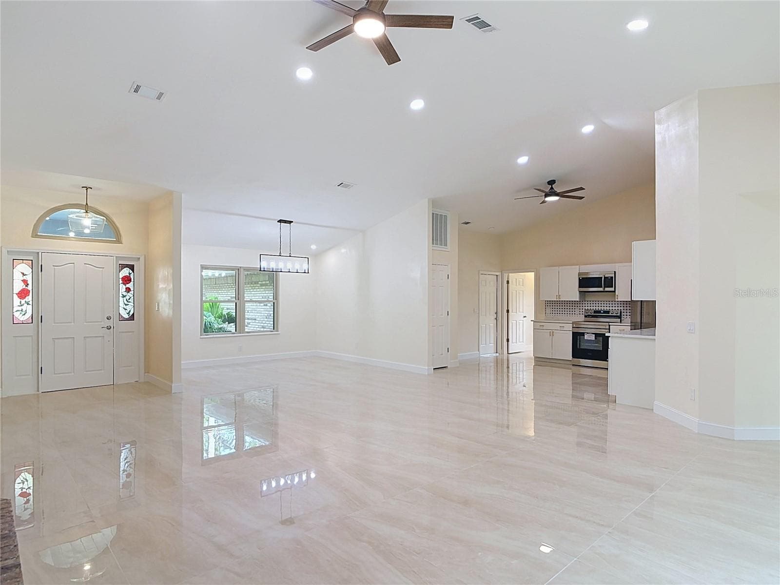 Great room - 1395 KETTLEDRUM TRL, ENTERPRISE